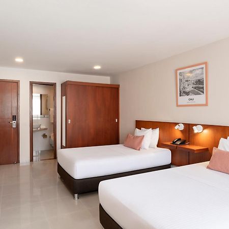 Hotel Ms Chipichape Plus Cali Exteriör bild